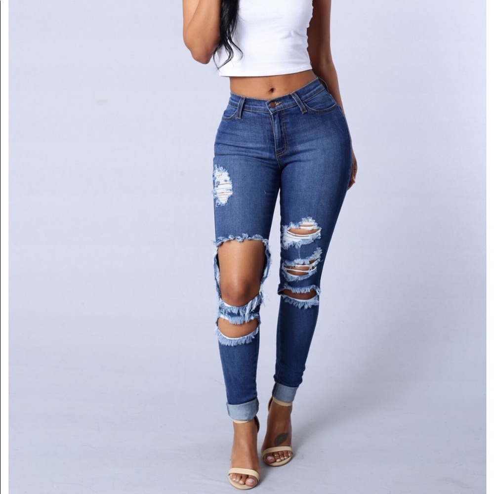NWOT Fashion nova beach bum jeans medium blue